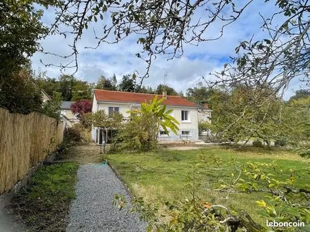 maison 84 m² – 4 chambres – terrain 1000 m² – calme – sablé-sur-sarthe