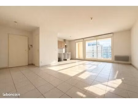 appartement 3 pièces 70 m²