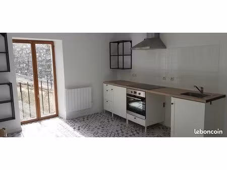 a louer – bel appartement 82 m² entièrement rénové