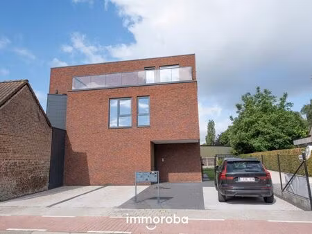 appartement à louer à sint-eloois-vijve € 950 (llr7o) - immo roba | zimmo