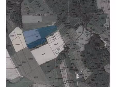 grande terre agricole d'une superficie totale de 4ha 22a