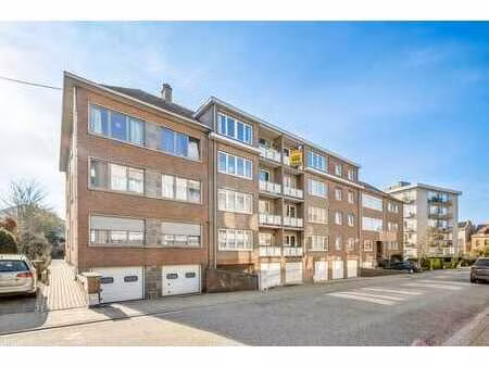 ruim en lichtrijk appartement met 2 slaapkamers  een mooi...