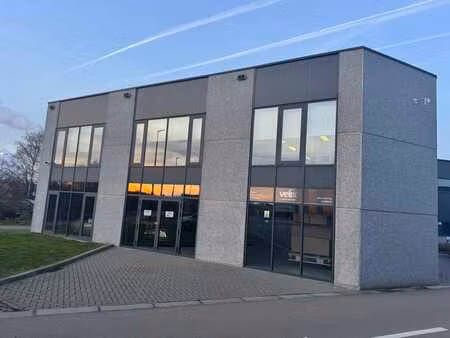 showroom / bureaux 519 m² à vendre – tienen