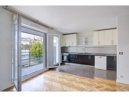 appartement de 4 pièces de 74 m² à saint-ouen-sur-seine