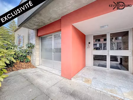 vente locaux professionnels 2 pièces 30 m² à aubenas (07200)  60 000 €