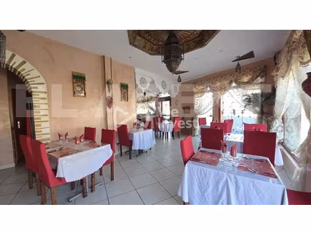 vente locaux professionnels à sable-sur-sarthe (72300)  56 000 €