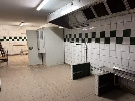 vente locaux professionnels 123 m² à saint claude (39200)  55 500 €