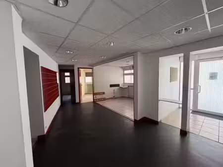 vente locaux professionnels 4 pièces 73 m² à saint claude (39200)  65 000 €