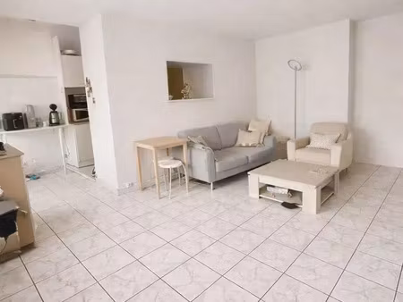 vente appartement 3 pièces à la terrasse-sur-dorlay (42740) : à vendre 3 pièces / 65m² la 
