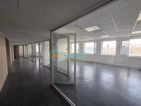 location local industriel 2457 m² à ivry-sur-seine (94200)