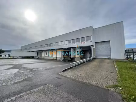 location local industriel 5473 m² à sucy-en-brie (94370)