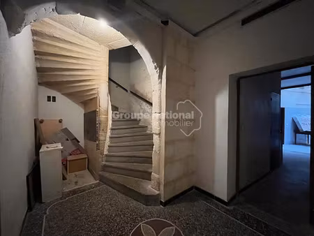 vente immeuble 10 pièces 230 m² à arles (13200)  425 000 €