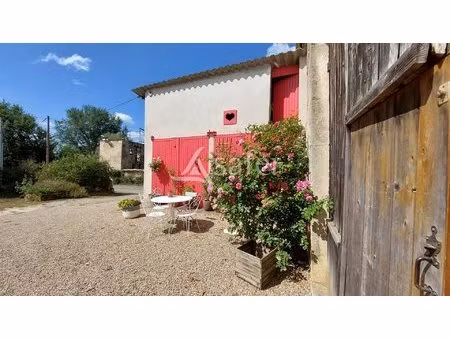 propriété élevage caprin avec bâtiment transformation