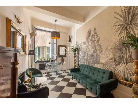 nice vieille ville  3 pièces rénové