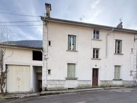 vente immeuble 24 pièces 300 m² à saint claude (39200)  178 500 €