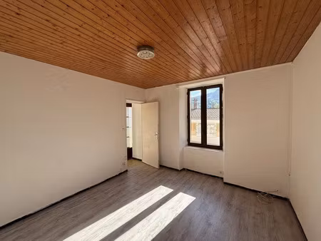 vente immeuble 6 pièces 90 m² à saint claude (39200)  92 000 €