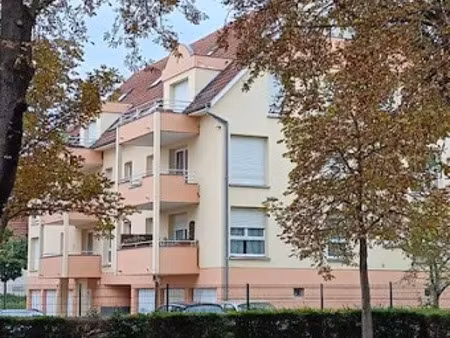 location meublée appartement 1 pièce 24 m² à colmar (68000)  490 €
