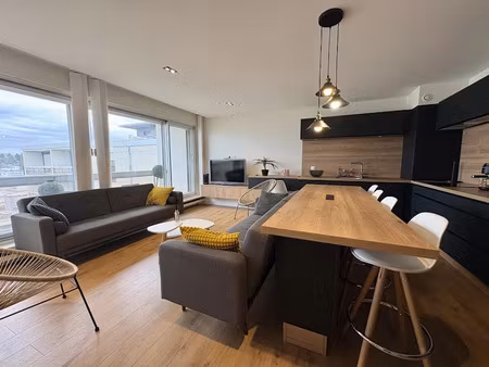 location meublée appartement 5 pièces 104 m² à saint-etienne (42000)  330 €