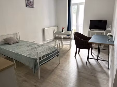 location meublée appartement 1 pièce 25 m² à vichy (03200)  470 €