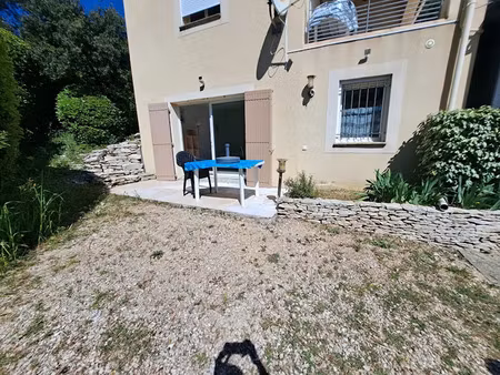 location meublée appartement 1 pièce 38.26 m² à villeneuve-les-avignon (30400)  589 €