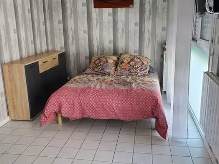 location meublée appartement 1 pièce 25 m² à les sables-d'olonne (85100)  600 €