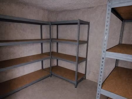 vente cave saine  dans espace protégé