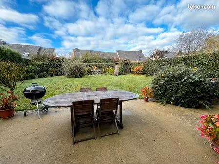 acigne - maison 6 pièces de 121 m²