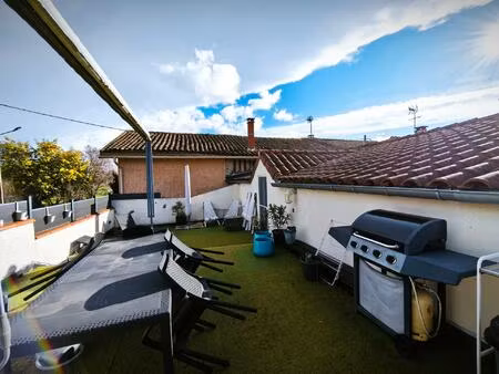 maison 164 m² avec garage  petite cour et toit terrasse