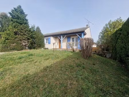 maison 132m2 avec sous-sol complet  garage et jardin