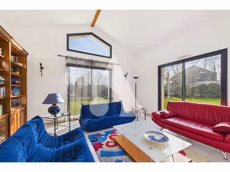 maison 6 pièce(s) 143 m2