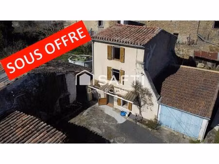 maison de village t3 d'environ 75m² à finir de rénover avec dépendance garage et jardin de