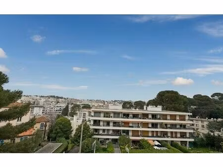 appartement cannes 38 m² t-2 à vendre  175 000 €
