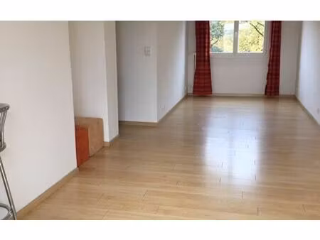 location appartement  52 m² t-2 à rouen  650 €