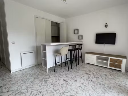 charmant studio avec terrasse - vence