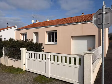 maison challans 4 pièce(s) 74.44 m2