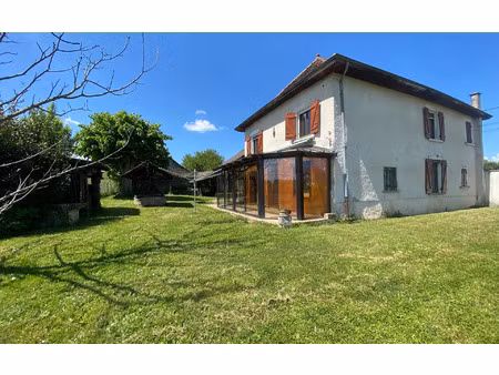 maison faverges-de-la-tour 155 m² t-6 à vendre  199 000 €