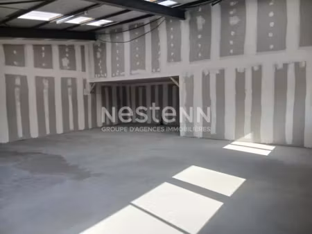 a louer local commercial de 110 m2 sur auray