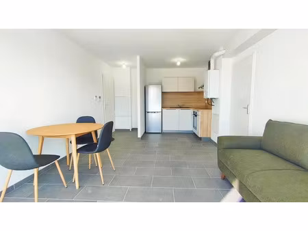 location meublée appartement 2 pièces 40 m² à fléville-devant-nancy (54710)  710 €