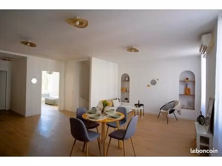 maison rénovée 100m2 - combles aménageables 77 m 2 - garage 50m2 - climatisée