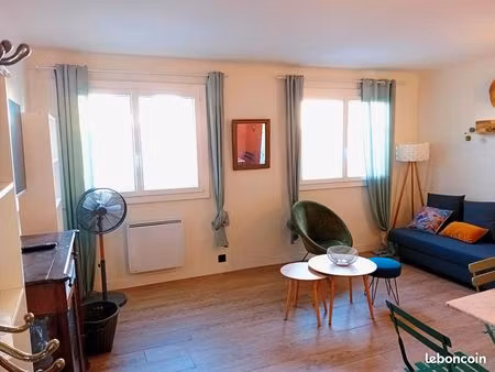 t2 de 42m² avec place de parking privative