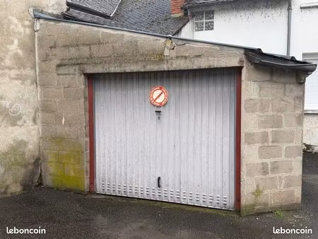 garage / box fermé centre ville de gien