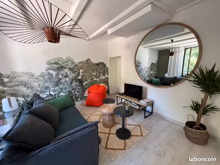 beau f2 meublé proche place des vosges