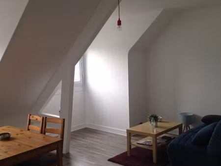 merville centre ville particulier loue un appartement meublé de 45m2 (50m2 au sol)