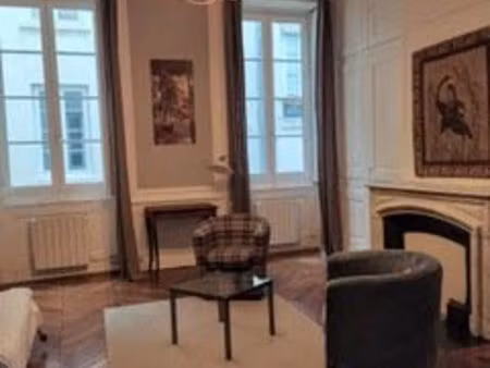 particulier loue appartement lyon 2 83 m2
