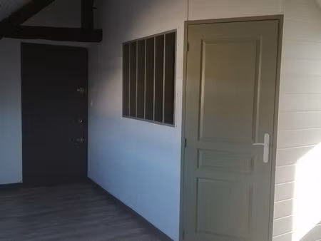 f2 centre ville attichy