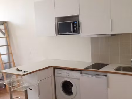 studio meublé très bon état