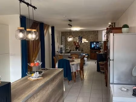 appartement duplex 78 m2 avec terrasse et parking