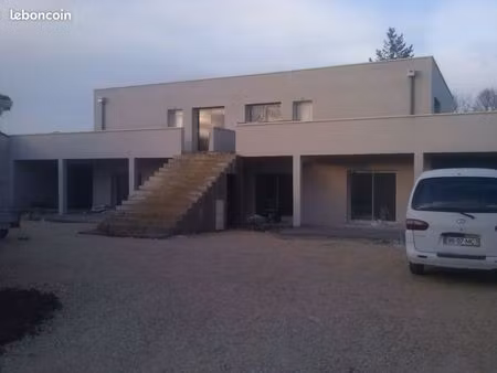 appartement t3 80 m²