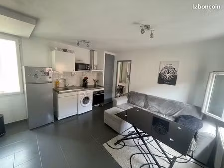 studio 2 pièces 30 m²