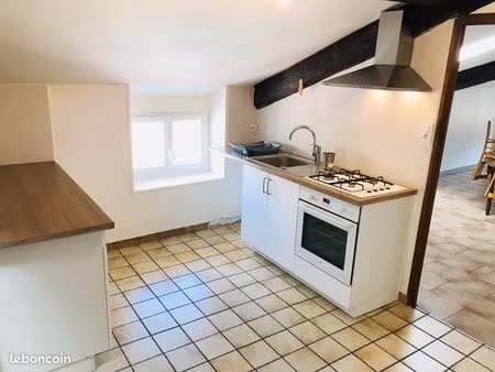 loue t3 3 rue dufour a macon proche mairie gare